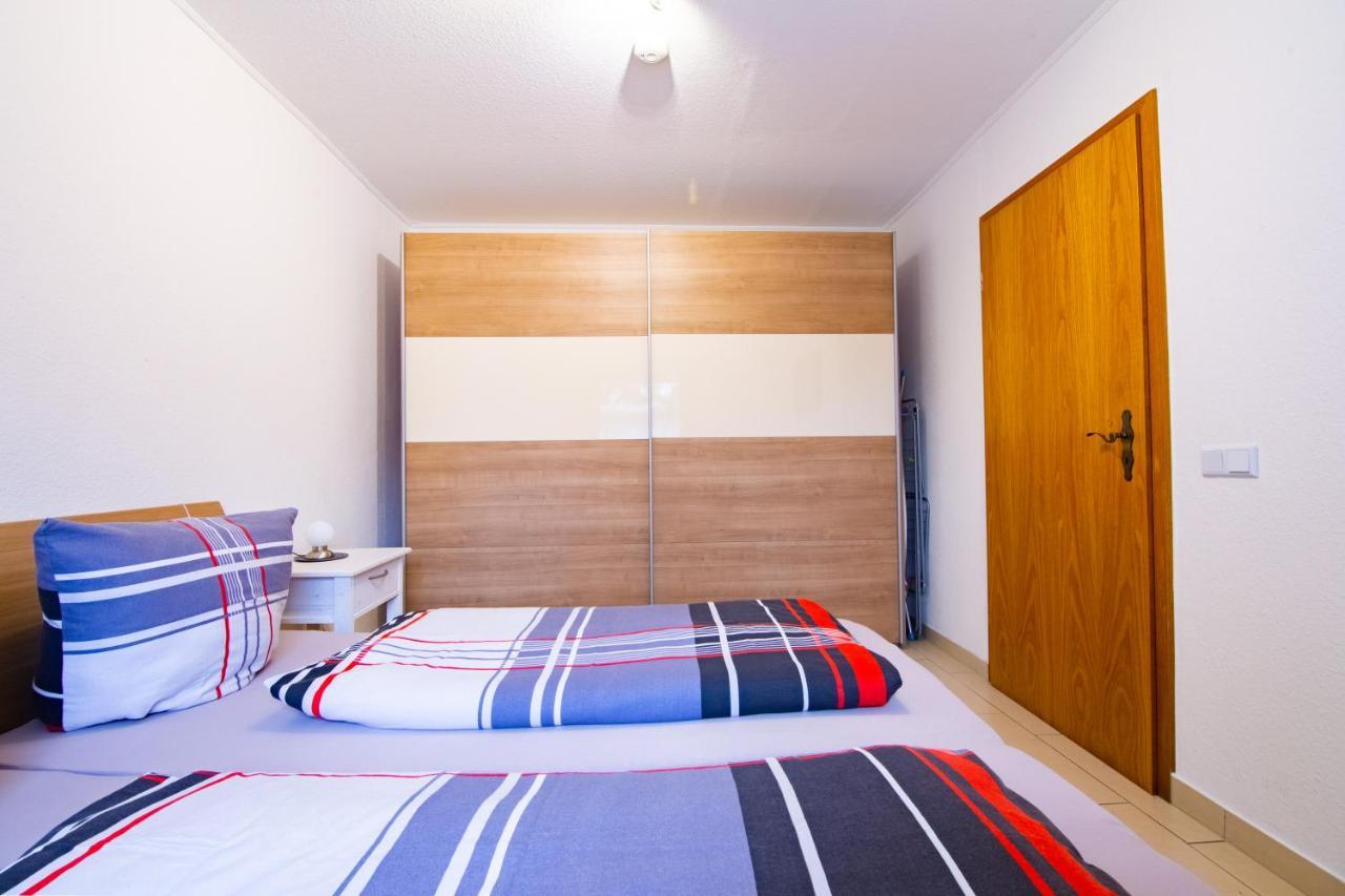 Ferienwohnung Oberhausen Alstaden Exterior photo